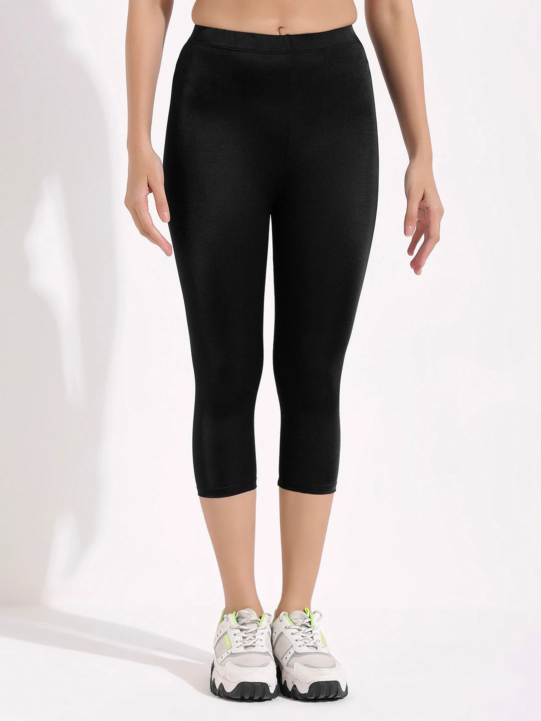 Women's Essential 3/4th Tights