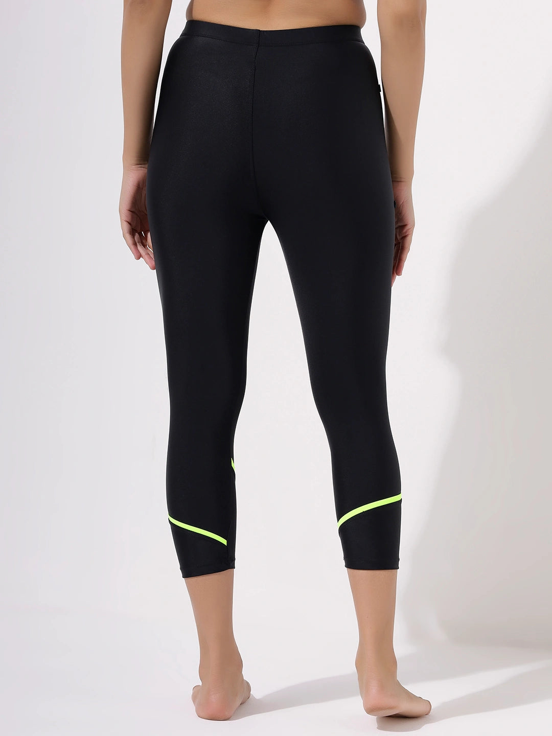 Women's Silhouette Streaks Two-Piece Swimdress and Full Tights Set